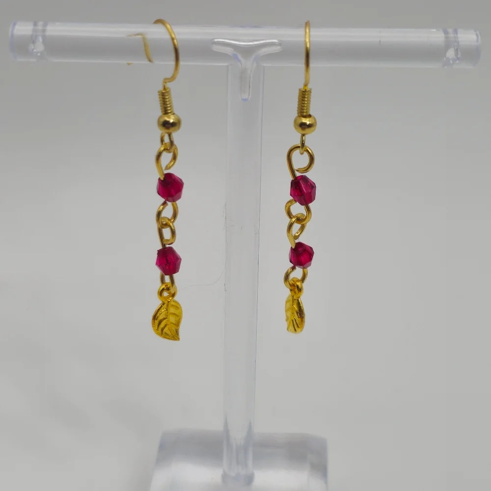 Gold Leafwhisper Earrings